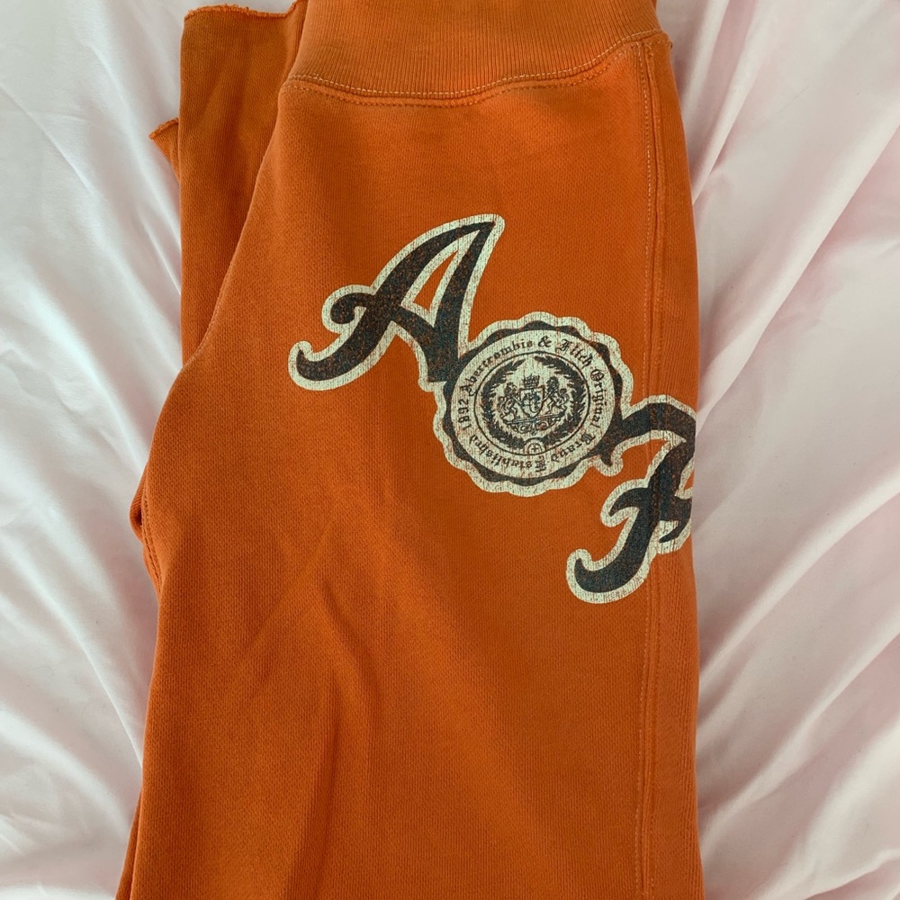 A&F sweat pants!!